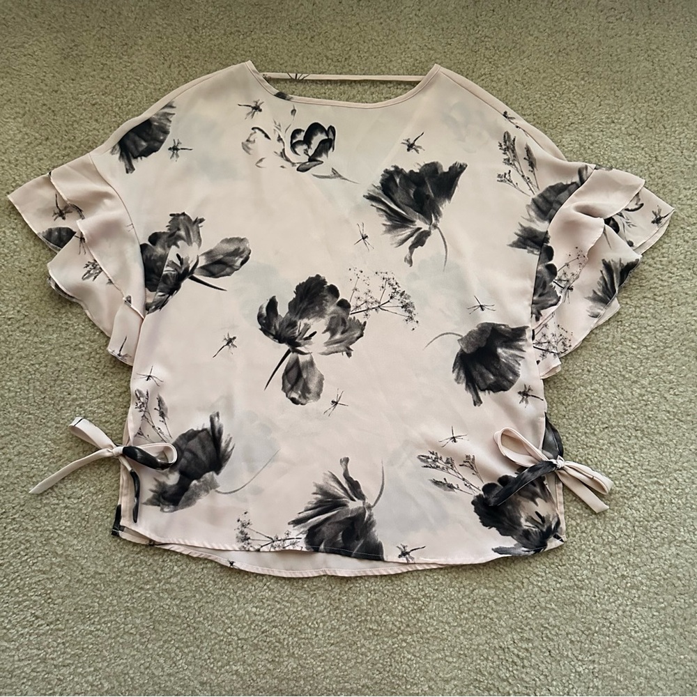 Express Floral Blouse